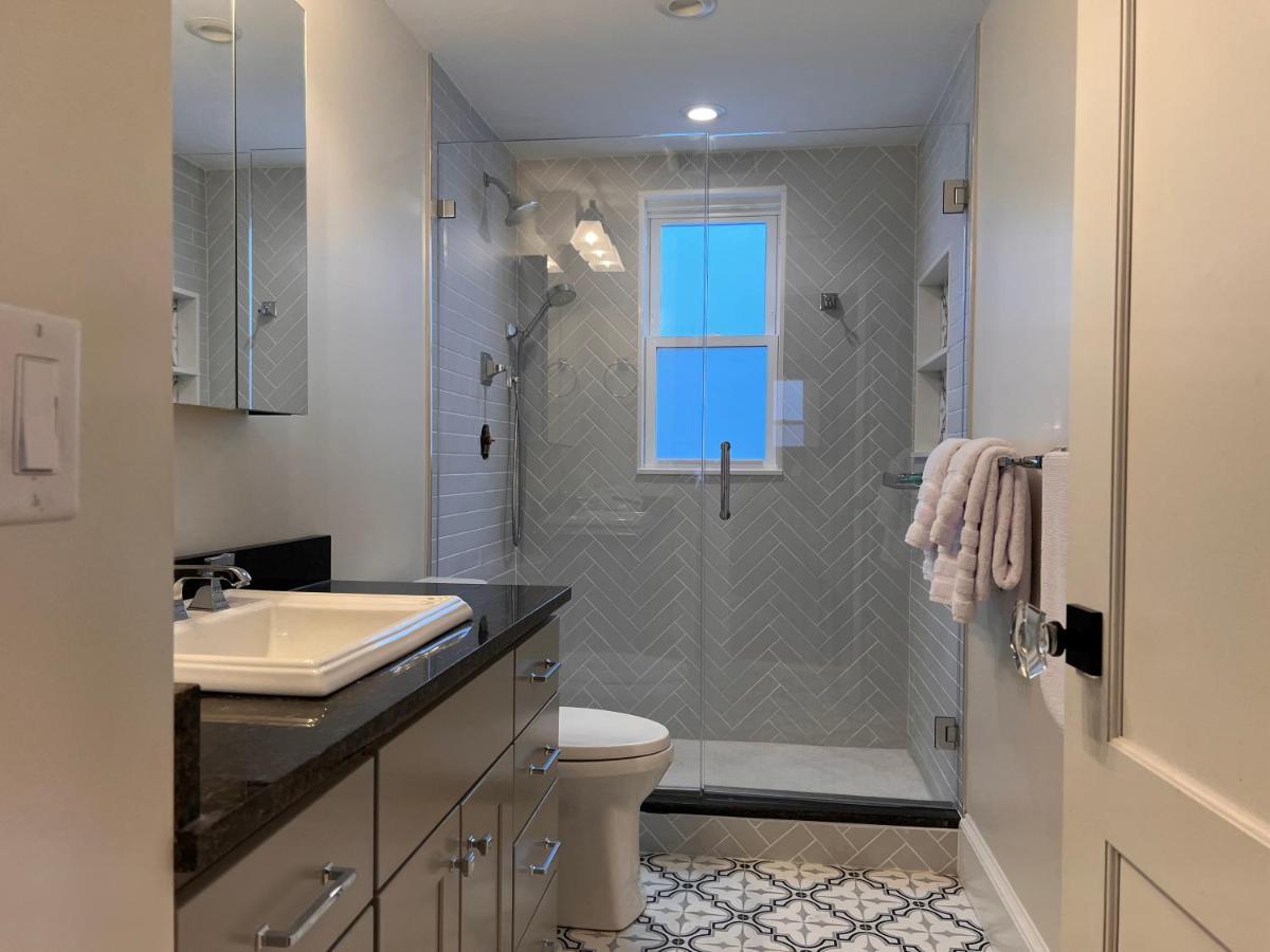Your Boston Retreat - Great Porches - 2/Br Sleep 6 Everett Ngoại thất bức ảnh