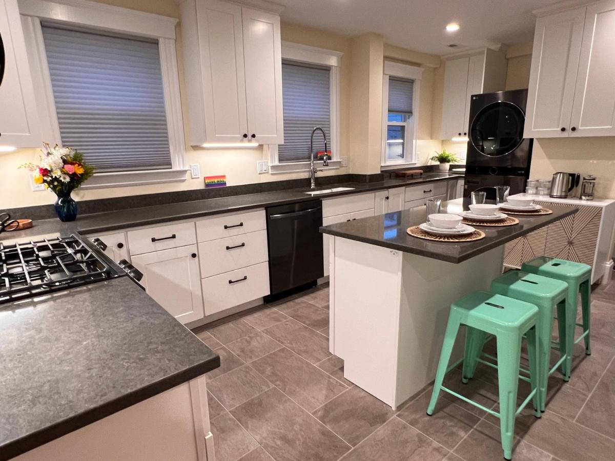 Your Boston Retreat - Great Porches - 2/Br Sleep 6 Everett Ngoại thất bức ảnh